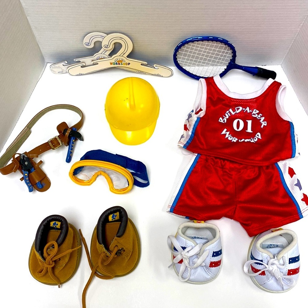 Build-A-Bear Outfits & Accessories (14 Piece)